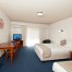 Admiral Motel Bunbury Standard Twin Rooms with One Queen and a Single Bed 